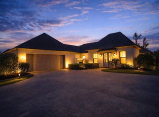1127 Benvue Ln, Lake Charles, LA 70605