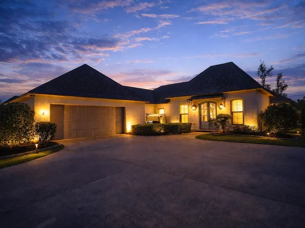 1127 Benvue Ln, Lake Charles, LA 70605