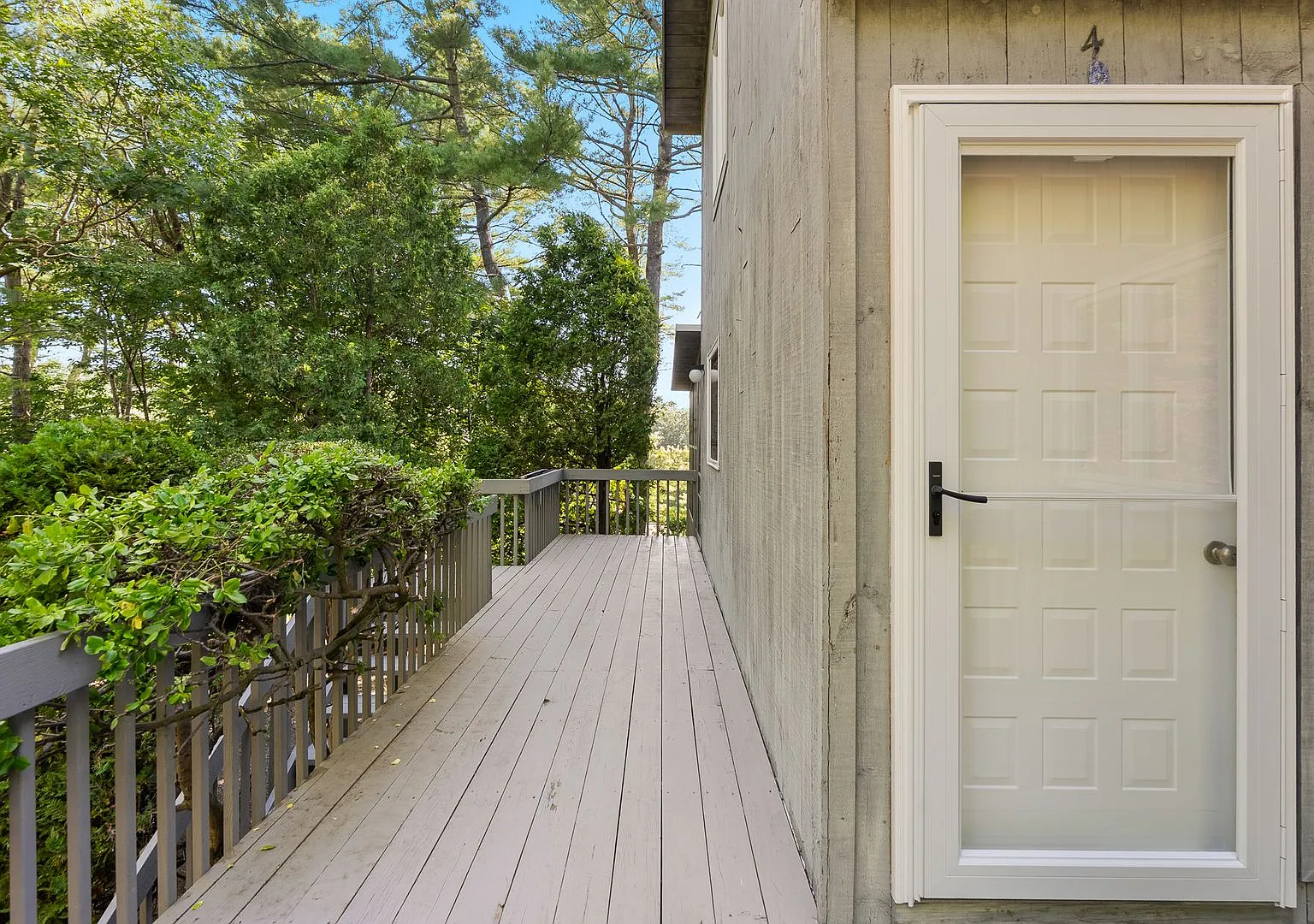 Year-round Home in Manchester-by-the-Sea Close to Downtown! — Photo 2
