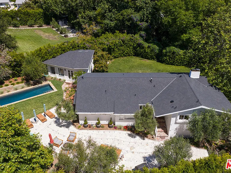 6456 Sycamore Meadows Dr — Photo 32