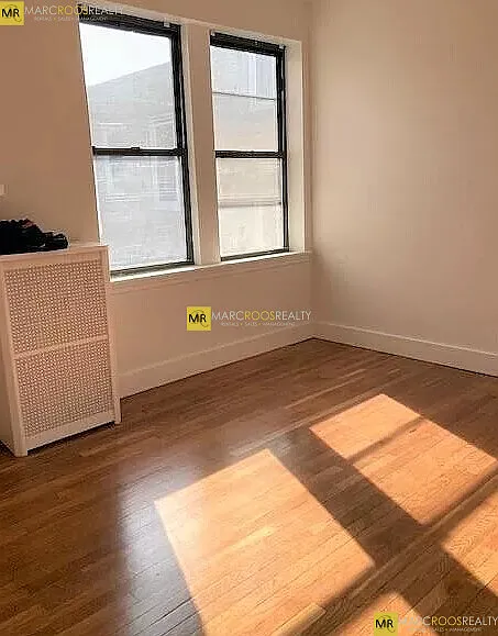 2 bed, 9999 sqft, $2,800 — Photo 1
