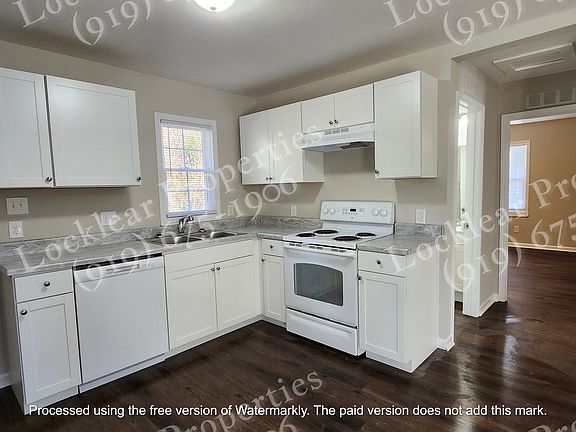 3rd image of 616 Hugh St