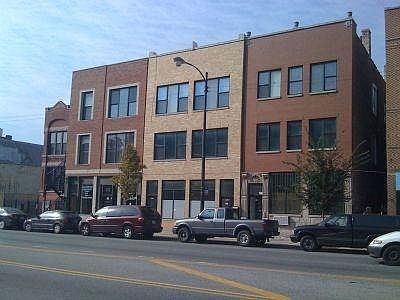 2nd image of 1416 N Western Ave