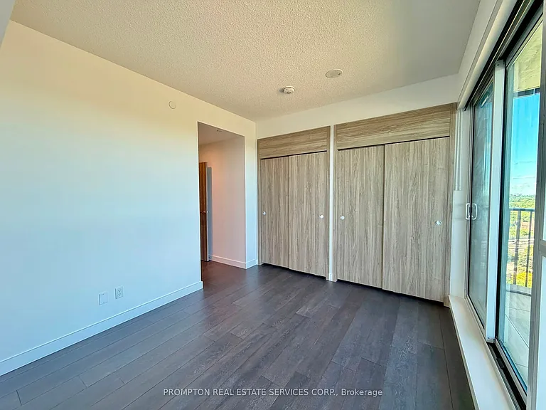 18 Esther Shiner Blvd #3002 — Photo 31