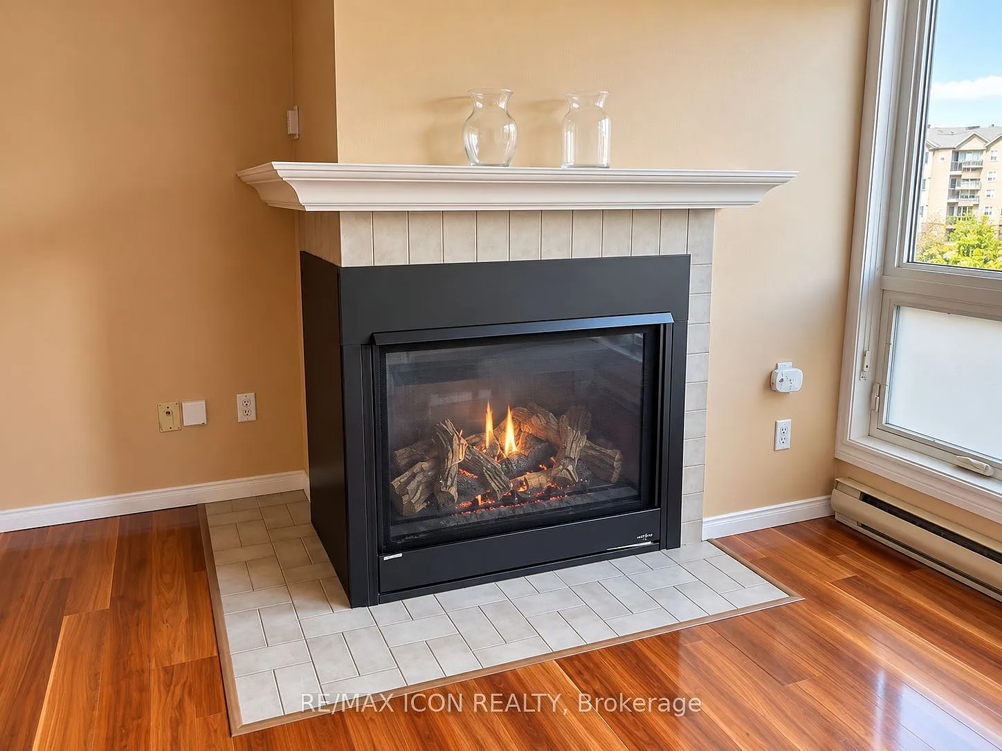 2 bed, $1,975 — Photo 4