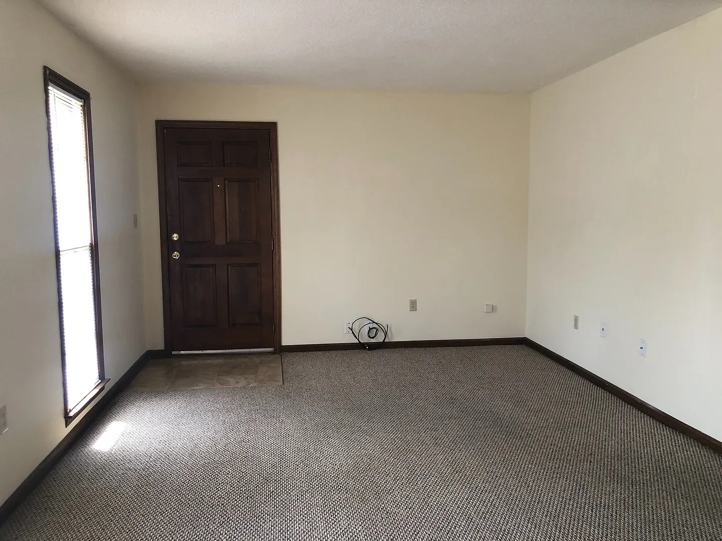 18 Woodcreek Way — Photo 4