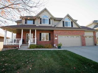 17325 Sharp St, Omaha, NE 68135