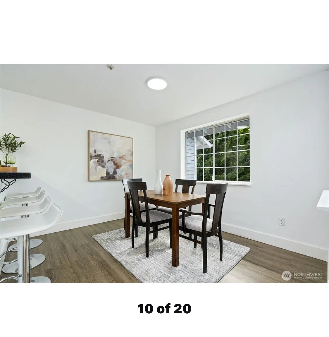 2 bed, 920 sqft, $2,295 — Photo 2