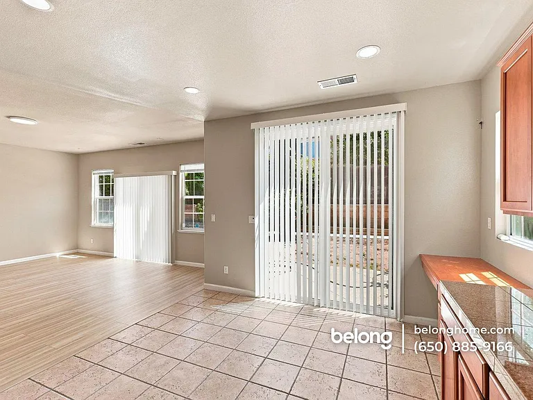 118 E Heritage Dr — Photo 12