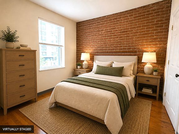 2nd image of 840 Huntington Ave