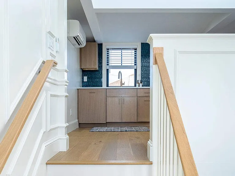 7.9 Dearborn St #3 — Photo 8