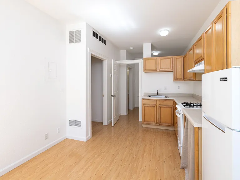 Pogonip Terrace Apartments — Photo 13