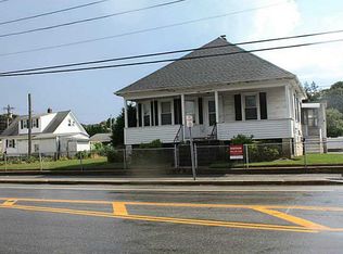 868 Atwood Ave, Cranston, RI 02920