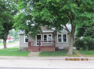 108 W Ann St, Roanoke, IL