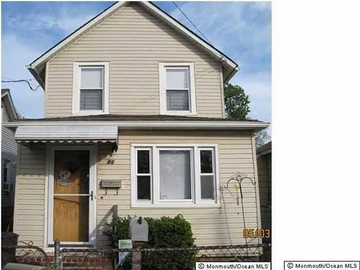 86 Pineview Ave photo 1