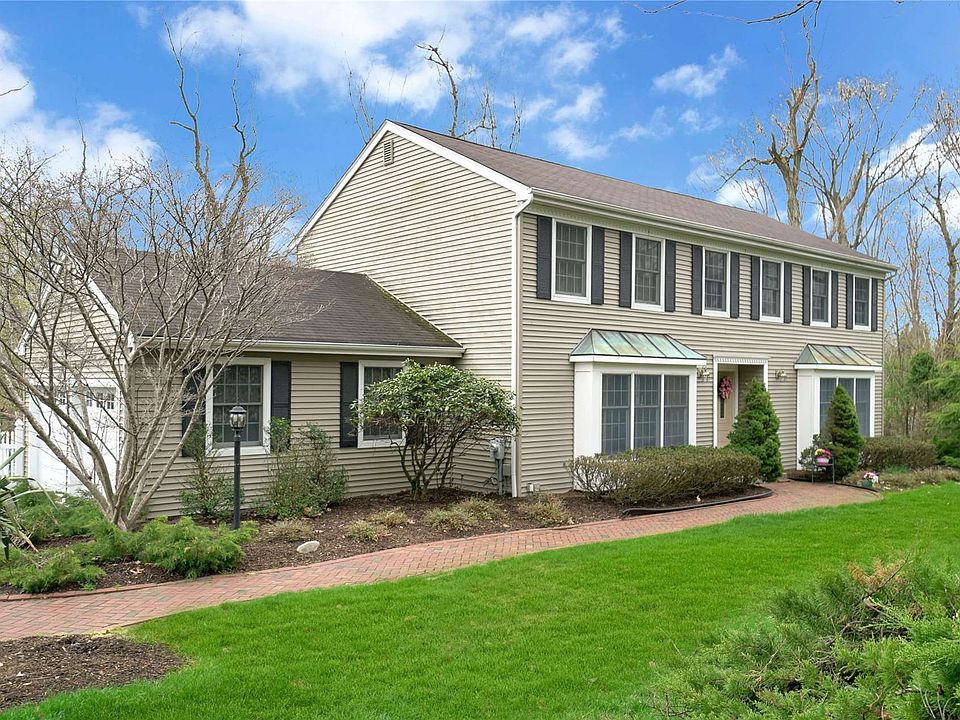 1st image of 8 Allyson Pl