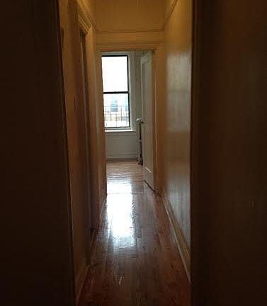 4th image of 225 Parkside Ave APT 3L