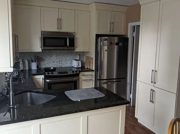 433 Arbutus Ave #B, Horsham, PA 19044