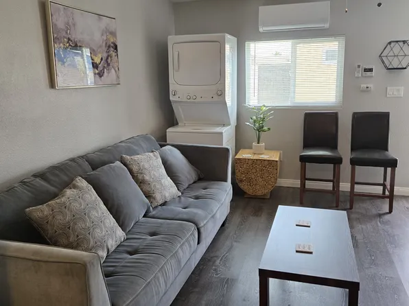 10815 1/2 S Osage Ave, Inglewood, CA 90304