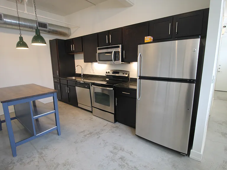 1401 S Flores St #216 — Photo 5