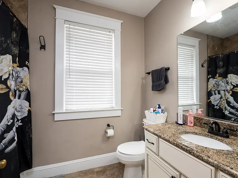 1601 Ashland Ave — Photo 17