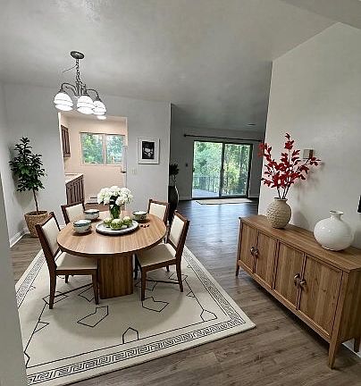 3rd image of 624 Garrison Rd APT D