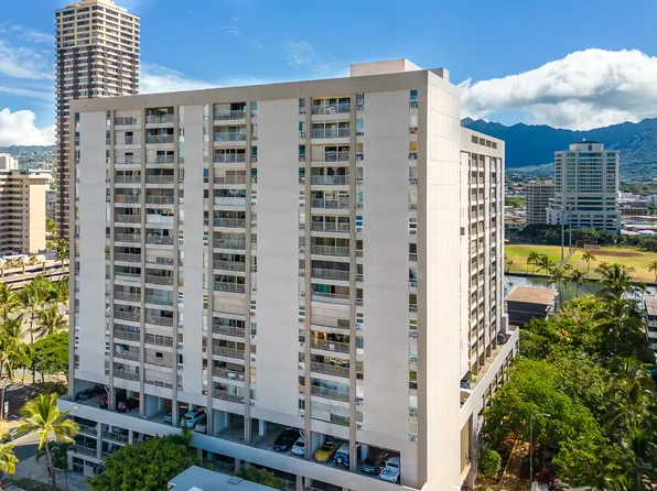 430 Keoniana St APT 503, Honolulu, HI 96815