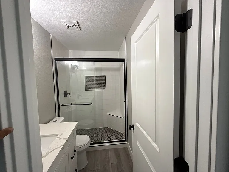 7056 Pinebrook Ct — Photo 9