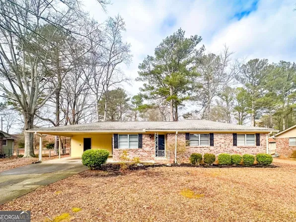 4260 Carlos Ct, Powder Springs, GA 30127