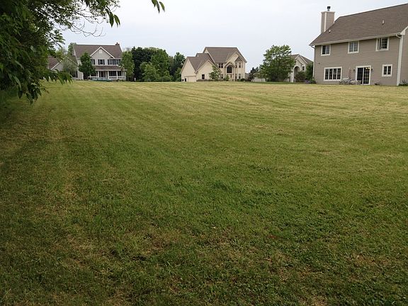 2nd image of N72W23762 Craven Dr