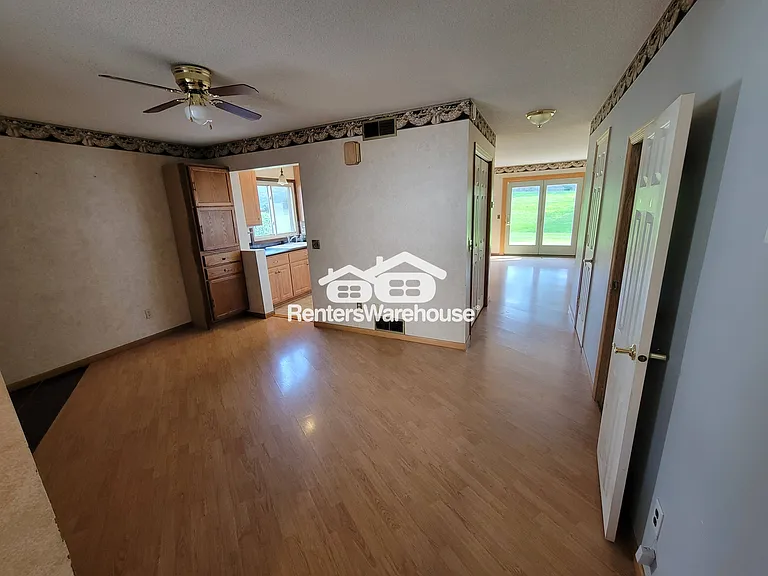 1331 67th Ln N — Photo 5