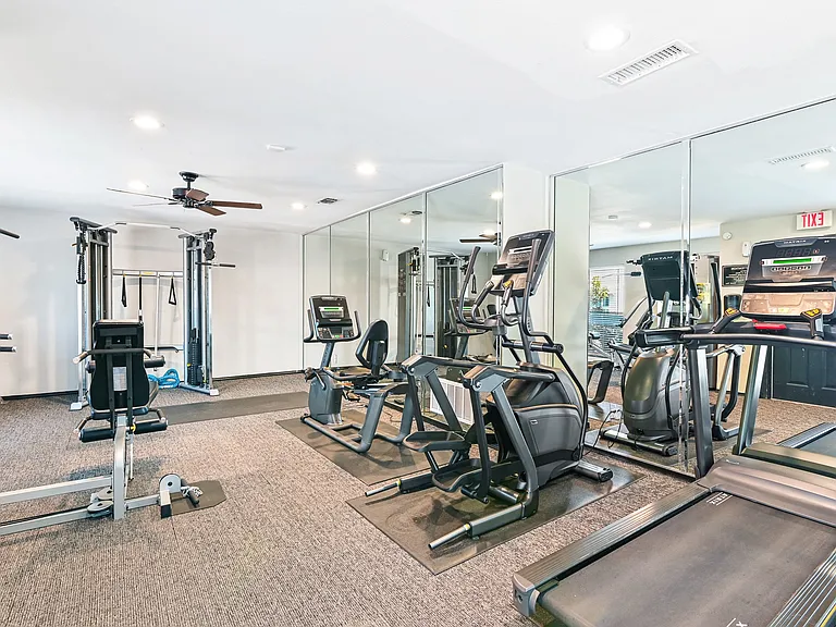 Brookstone & Terrace — Photo 7