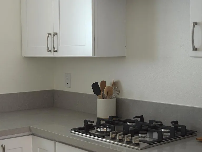 413 S Azusa Ave #B — Photo 6