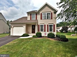 4 Buckskin Dr, Shillington, PA 19607