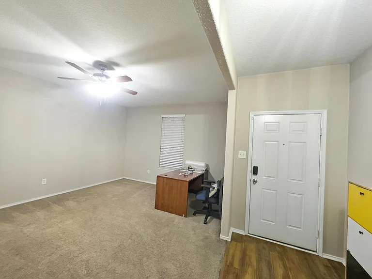 8101 Kurgan Trl — Photo 6