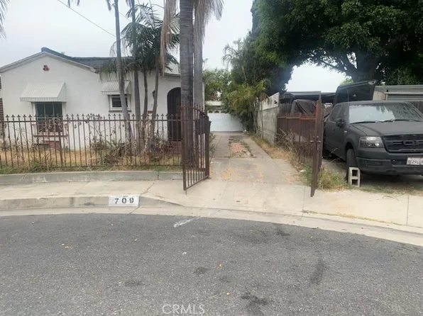 709 W Buckthorn St, Inglewood, CA 90301