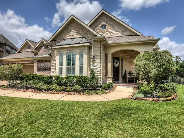 154 W Hullwood Ct, Spring, TX 77389