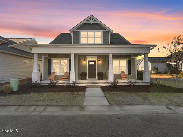 2245 Lakeside Circle, Wilmington, NC 28401