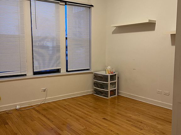 5th image of 3750 W Wrightwood Ave #2