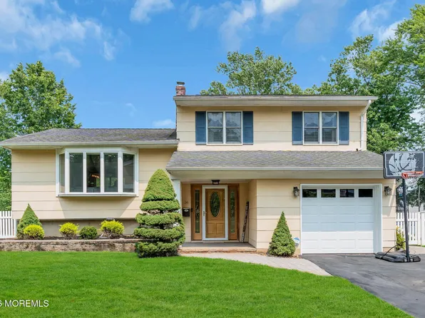 36 Essie Drive, Matawan, NJ 07747