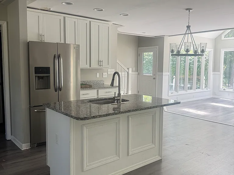 2900 Middlesex Rd — Photo 6