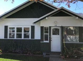 118 E Chelan Ave, Chelan, WA 98816