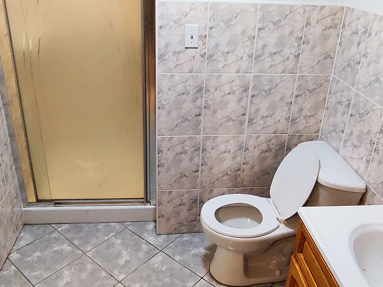 231 Ripley Pl #4 — Photo 6