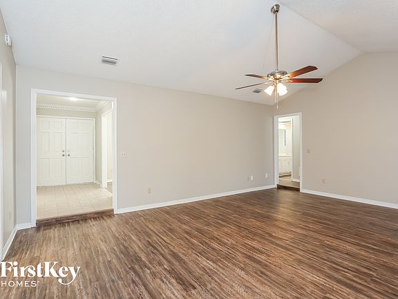 4th image of 761 Duart Dr