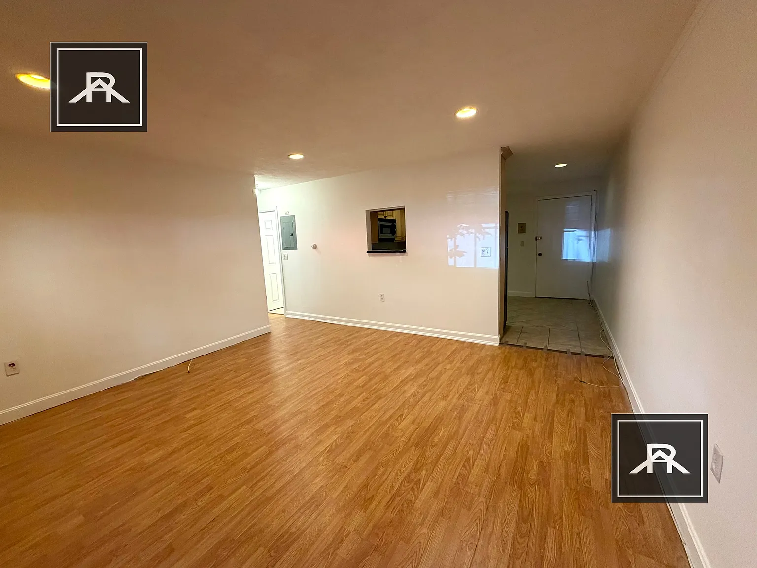 2 bed, 1.0 bath, $2,400 — Photo 4