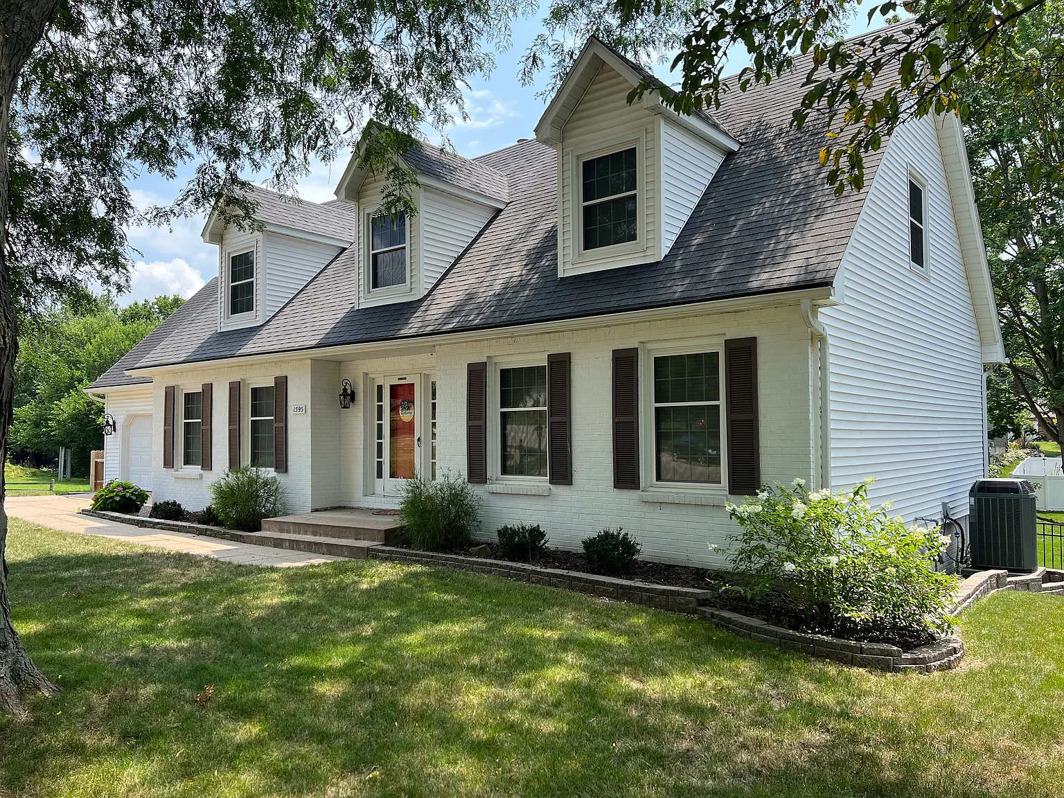 4 bed, 3.5 bath, 2948 sqft, $3,350 — Photo 1