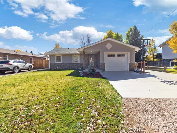 2472 Wyoming Ave, Laramie, WY 82070