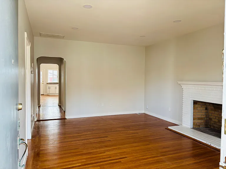 621 Palm Ave — Photo 3
