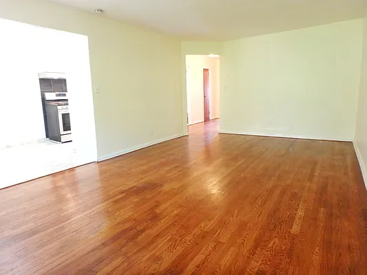 Rented by MAC Realty NY | media 2