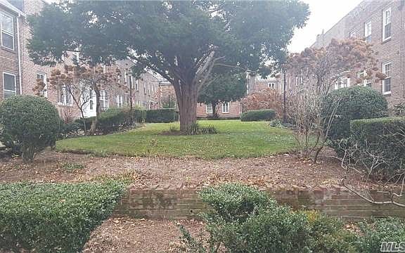 3rd image of 3933 48th St